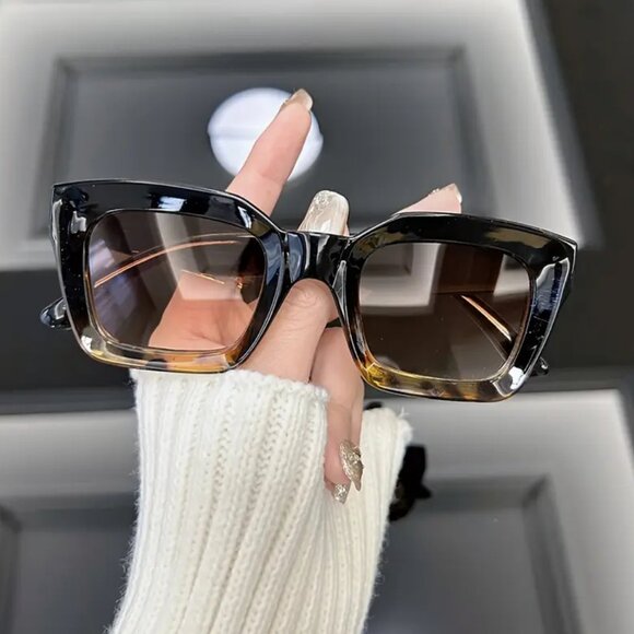 Women Style Sunglasses Oversized Shades Flat Lens Large Cat Eye Designer Model - Picture 3 of 9